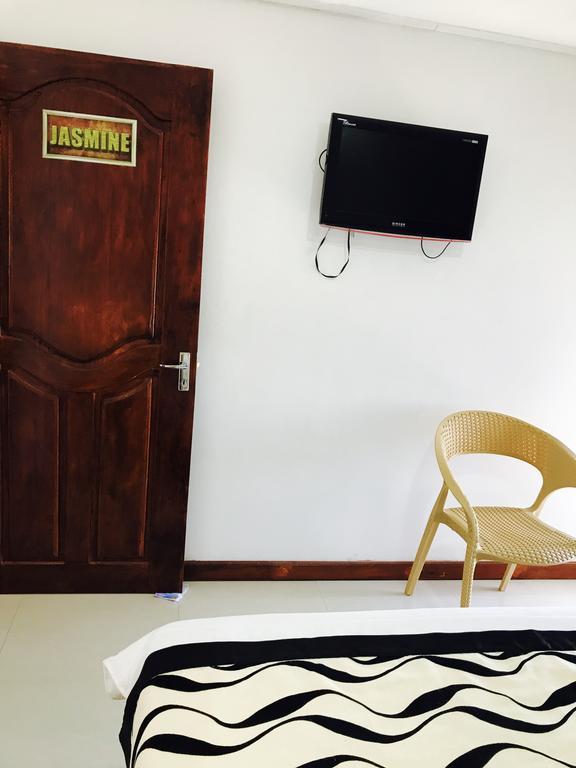 Aerizo Bungalow & Tours Nuwara Eliya Exteriör bild