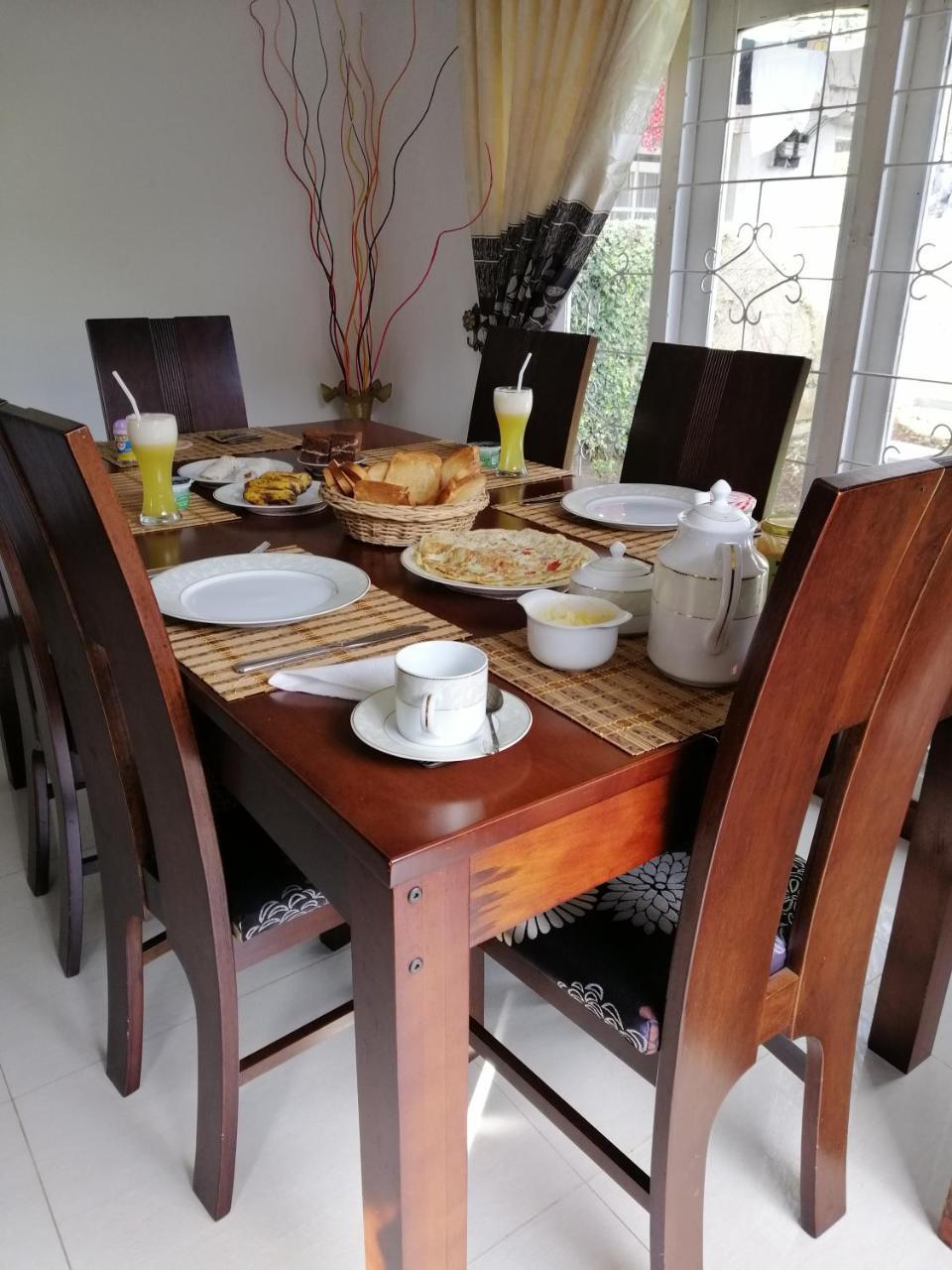 Aerizo Bungalow & Tours Nuwara Eliya Exteriör bild
